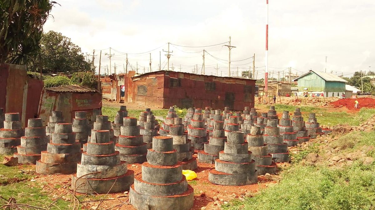 We strive for lasting impact, Our main Approach is Agribusiness where we use technology and modern methods such as Hydroponics, Pyramid Farming and Step Farming.Below is a partnership with  KOMBGREEN SOLUTIONS.