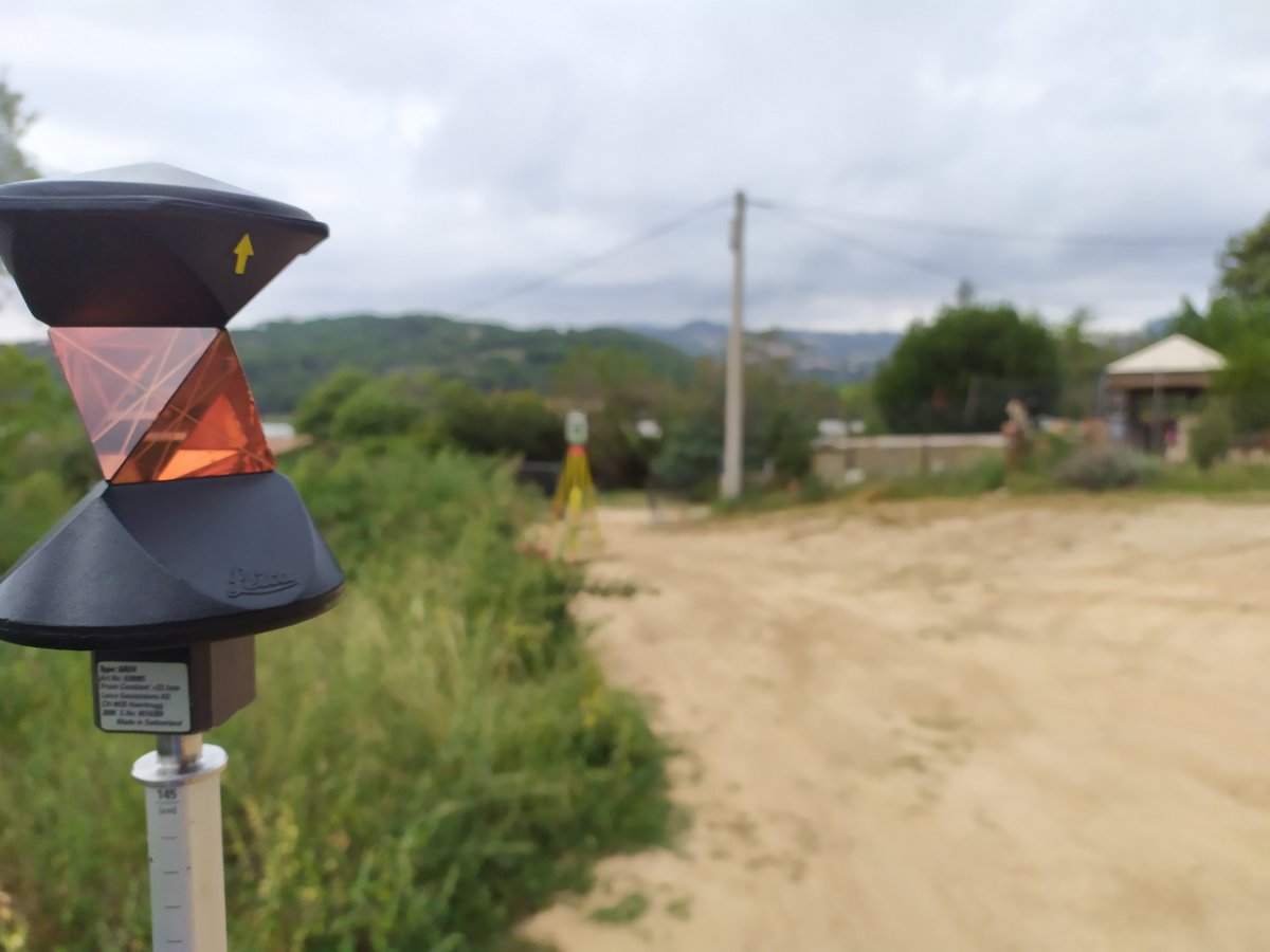 GeoLimits's tweet photo. #Aixecament  de la realitat física dels #límits i construccions de dues parcel·les  a la comarca del #VallèsOriental per a l'actualització de les #escriptures i #Registre de la #Propietat
#Topografia #GeoLímits https://t.co/4oflBaIX1i