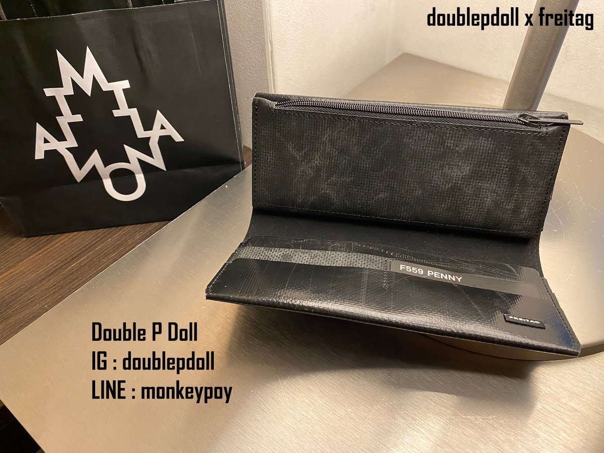 monkeypoytutor's tweet photo. FREITAG F559 PENNY
มือ 1 จาก MILAN

⬛ดำล้วน ทั้งใบ⬛

ราคาใบละ 8,888 บาท

#doublepdoll #doublepdollxfreitag #freitagthailand #freitag #frtg #freitagerthailand #freitager #gonewithfreitag #freitaglover #freitagbag #freitagpenny #penny #f559penny #freitagwallet https://t.co/DJQb3lsBkS