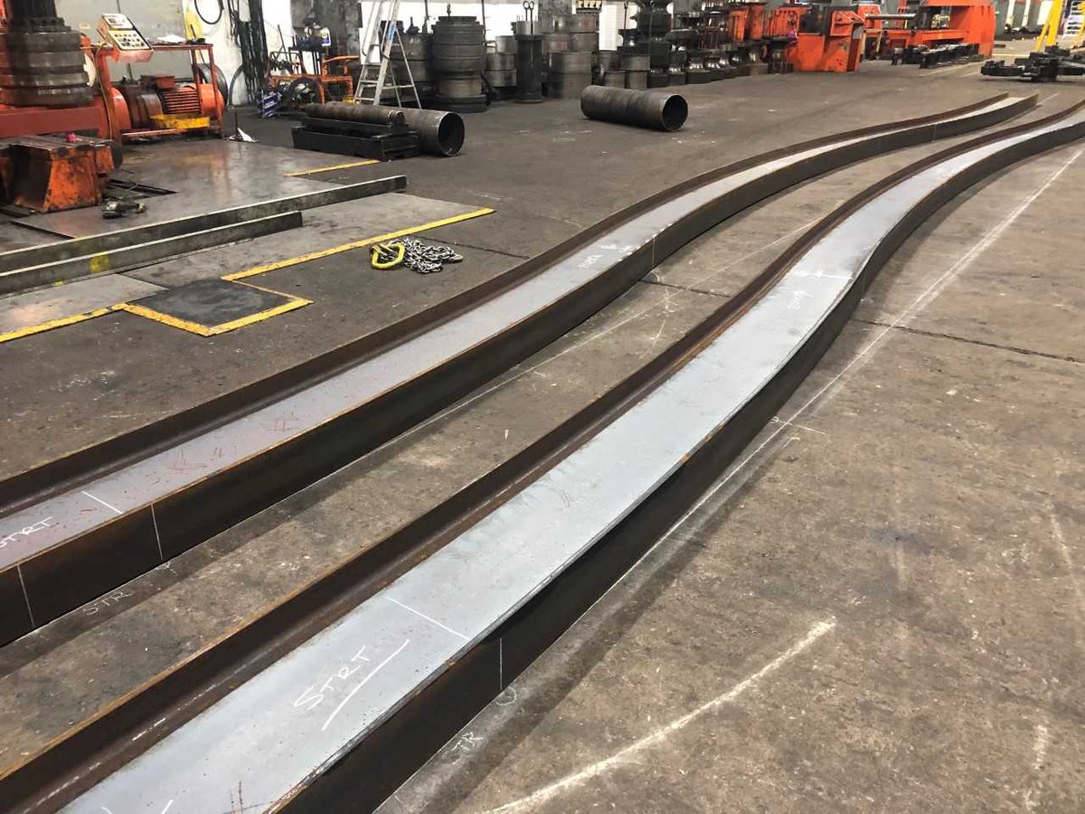 AngleRingCo's tweet image. An interesting job currently going through the shop floor at Angle Ring!

Some 15m long, 457x191x74 kg/m Universal Beam Double Reverse S Bends.

Perfectly highlighting the large capacities we can work to for our customers.

#UniversalBeam  #DoubleReverseSBends  #SteelBending