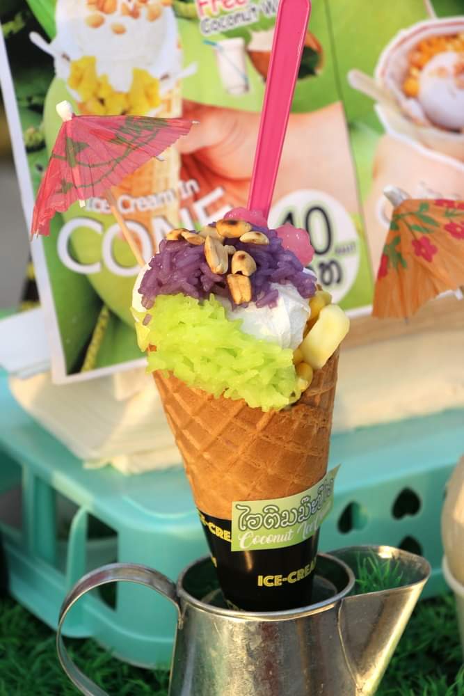 khunratee's tweet photo. แหล่งชม ชิม ช้อป แห่งใหม่กลางนิมมานฯ "Walking Street Nimman Soi 6th" เปิดทุกศุกร์ 4 โมงเย็นเป็นต้นไป

https://t.co/qcnCLTqOt9ทุกศุกร์-มาเดินเที่ยวเต/

#WalkingStreetNimmanSoi6th
#ชมชิมช้อป #ถนนคนเดิน
#ถนนคนเดินนิมมาน #เที่ยวนิมมาน
#เที่ยวเชียงใหม่ https://t.co/hGzdZahyee