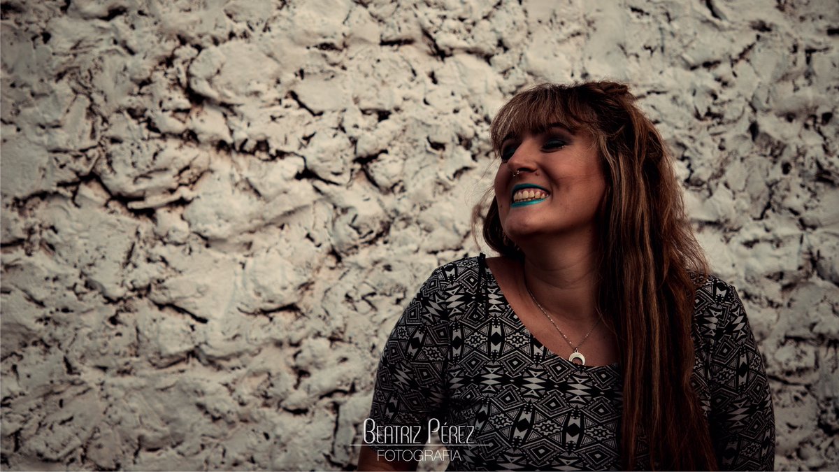 beaperezfoto's tweet photo. Ella,el sol y su sonrisa.
#sesiondefotos #photoshoot #outdoorshoot #sevilla #girl #beautygirl #modelo #model #bluelips #canon https://t.co/zufOEXCHjC