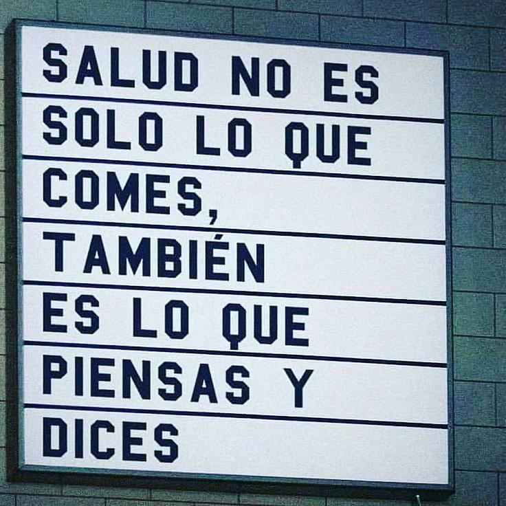 literlandweb1's tweet photo. Dedicado a todas las personas que se creen en posesión de la verdad absoluta, a quienes juzgan sin saber, critican sin conocer y etiquetan sin pensar. A quienes ven el mundo en blanco y negro, sin matices ni términos medios, a quienes se sirven del odio, el miedo o la ignorancia. https://t.co/2NdcNIpoBE