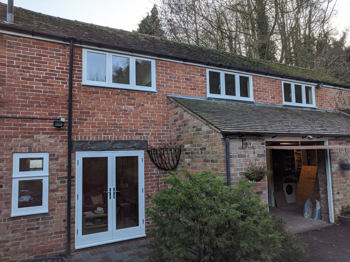 TimberWindowUK's tweet photo. Finishing phase 2 of this project in #Stapleford #Nottingham timber flush casement windows, French doors and this stunning bi-fold doorset https://t.co/78HnCokKtd