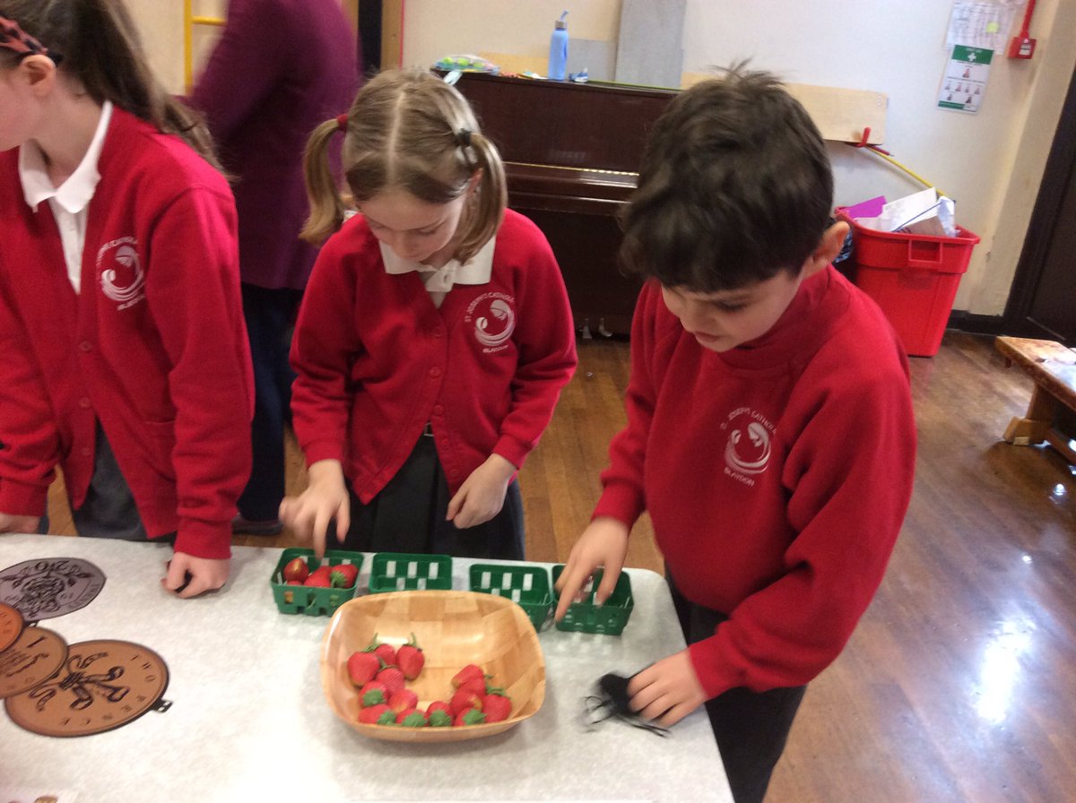 year5sjb's tweet photo. Great learning fun taking part in ‘The Crystal Conundrum’ this morning! @HTStJosephs #StJosLearningTogether #StJosLivingCurriculum https://t.co/iiBDhfy9bx