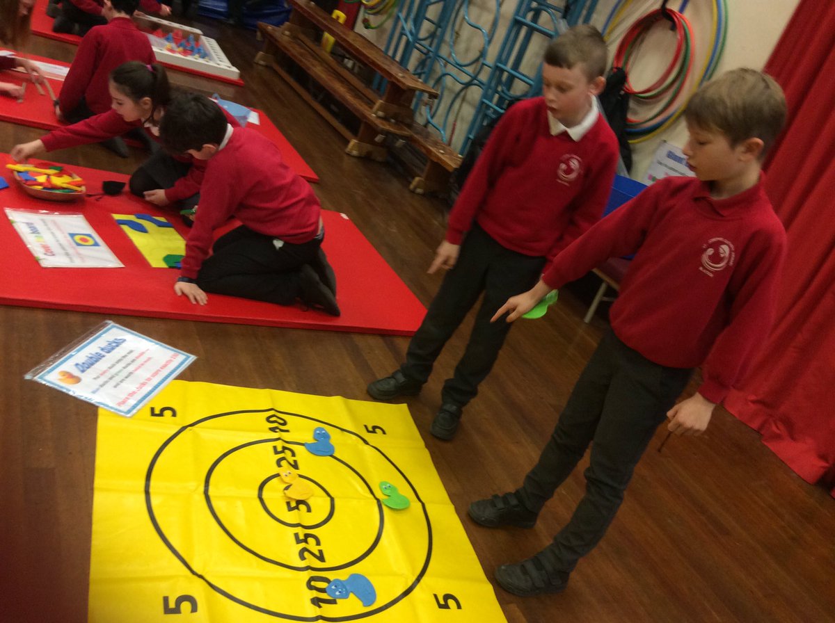 year5sjb's tweet photo. Great learning fun taking part in ‘The Crystal Conundrum’ this morning! @HTStJosephs #StJosLearningTogether #StJosLivingCurriculum https://t.co/iiBDhfy9bx