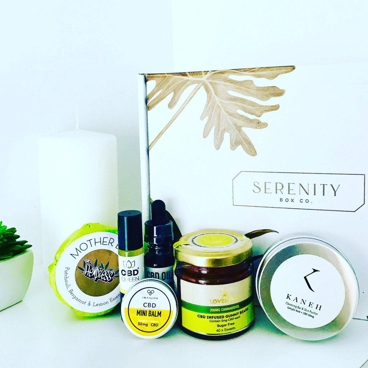 SerenityBoxCo's tweet photo. 💚💚💚💚💚 “Thank you for an amazing box of goodies! Packed really well and I can’t wait to try everything”

Sign up today to start receiving your monthly CBD treats!

#serenityboxco #serenitybox #subscriptionbox #cbd #cbdoil #cbdoiluk #cbdwellness #cbdlife #wellness #cbdUK https://t.co/9l42k9Zo3D