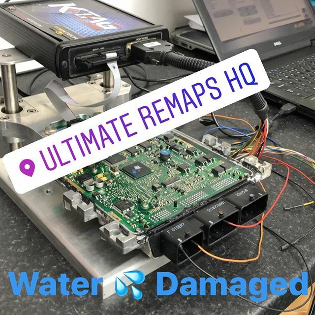 UltimateRemaps's tweet photo. Ford Galaxy 1.8TDCI Water Damaged ECU in for a Clone, customer will supply ECU saving the customer £1000’s of Dealer Bills.. #ultimateremaps #ultimateremapshq #ford #ecu #waterdamagedecu #fixed #savingmoney #dealers https://t.co/2QK6d7iLBQ