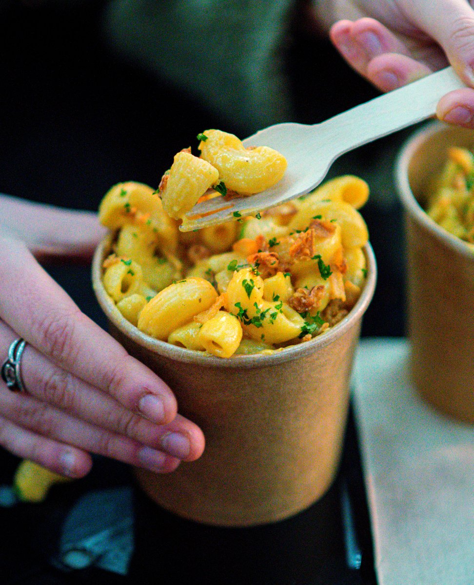 AAAAANNNDD WE'RE BACK IN THE LONDON TOP SPOT 👉 <a href="/vegannightsldn/">vegannightsldn</a> TOMORROW!

We can't wait for THE BEST Thursday night party in the capital (true fact).

Better than that we're bringing our Newbie dishes ✨ along for their first outing!

#VEGANNIGHTS 🔥 U KNOW WHAT TO DO!