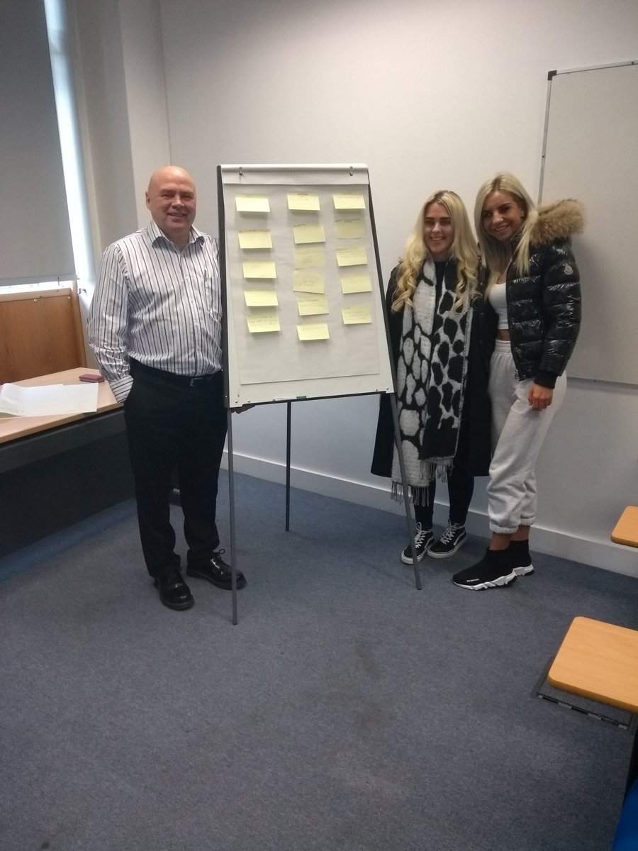 Exploring Hopes, dreams, and nightmares for Understanding Evidence Based Practice/research module with our 2 year student nurses. Great start to the module! <a href="/GCUNursingSoc/">GCU Nursing Society 💙</a>  <a href="/MariaRenwick3/">MRen</a>  <a href="/GCUNursing/">GCU Nursing</a>