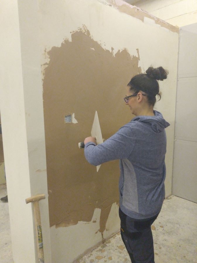 DNColleges's tweet image. Our #Construction night classes are a huge success! The students all said they want to progress on to the next level. Well done everyone!  @NorthLindsey @DNColleges socsi.in/vWLOi