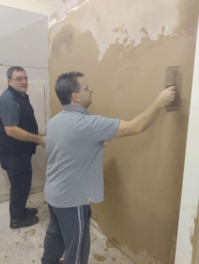 DNColleges's tweet image. Our #Construction night classes are a huge success! The students all said they want to progress on to the next level. Well done everyone!  @NorthLindsey @DNColleges socsi.in/vWLOi