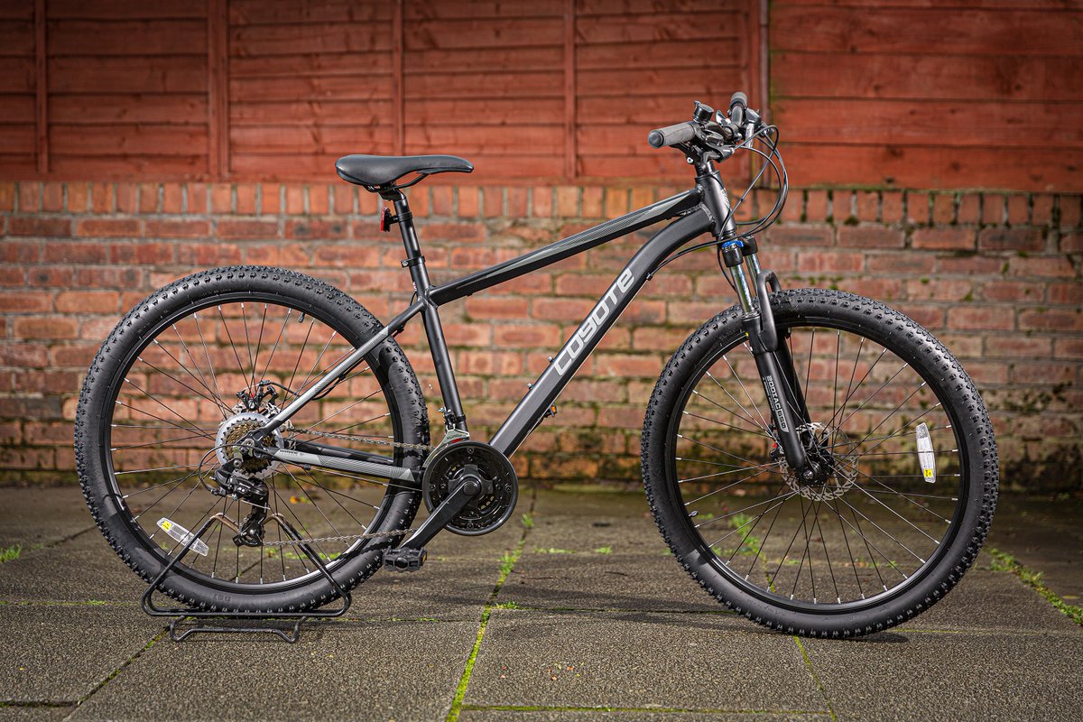 LtdInsync's tweet image. This month we launched our new Coyote range of mainly mountain #bikes available at Independent Bike Dealers only. Created by our #Manchester design team the Coyote range provides affordable high-quality bikes for family #HealthyNation #CleanAIrNow insyncb2b.com/news/post/insy…