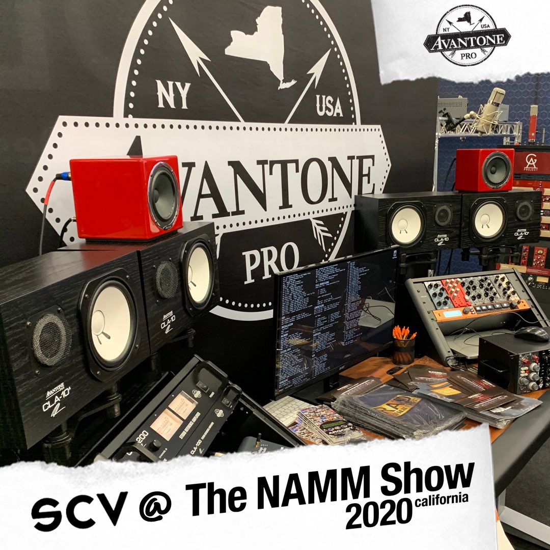 sound_serviceuk's tweet photo. #NAMM2020 – Absolutely loads to see at the @avantonepro booth this year including Mr CLA himself Chris @lordalge!
...
#mixcubes #mixphones #studiomicrophone #mixing #mastering #vocaltracking #christlordalge #cla10 #cla100 #cla200 #vocalmix #studiomic https://t.co/izk5iRbScR