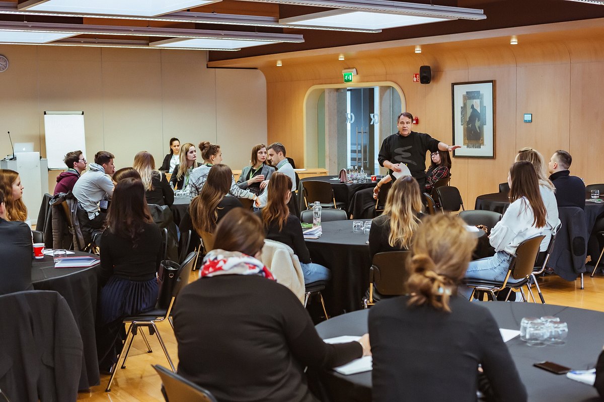CDcongress's tweet photo. Our young talents attending Future Leaders Forum 😍 ... @IMEX_Group #CD #CDteam #YoungTalents #FutureLeadersForum #Education #Meetings #Future #Ljubljana #Slovenia #IMEX #Conventa2020 #DanielTschudy https://t.co/Hg17M8JJt3