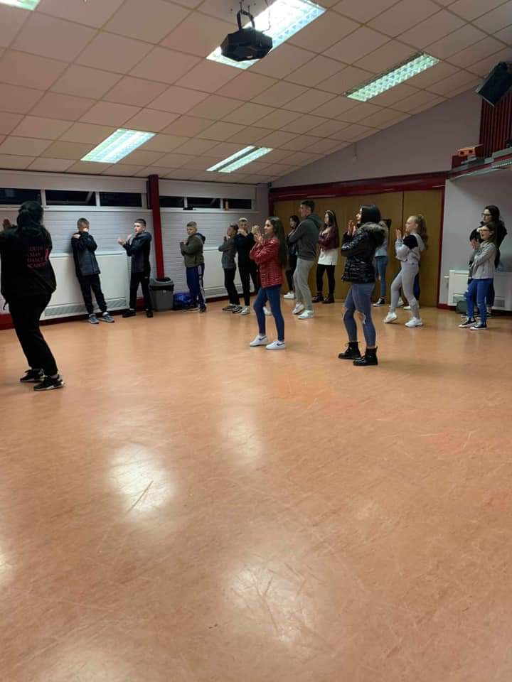 UCNorth's tweet photo. Last night we had the South Asian dance academy who delivered Bollywood dance class. The group had great craic and really enjoyed the session finishing with a dance battle (boys v girls) 💃🏼 #culture #TBUC #UnitingCommunities @ayebelfast @ArdoyneYC @BenviewCentre @NewLodgeArts https://t.co/qE41gioHCv