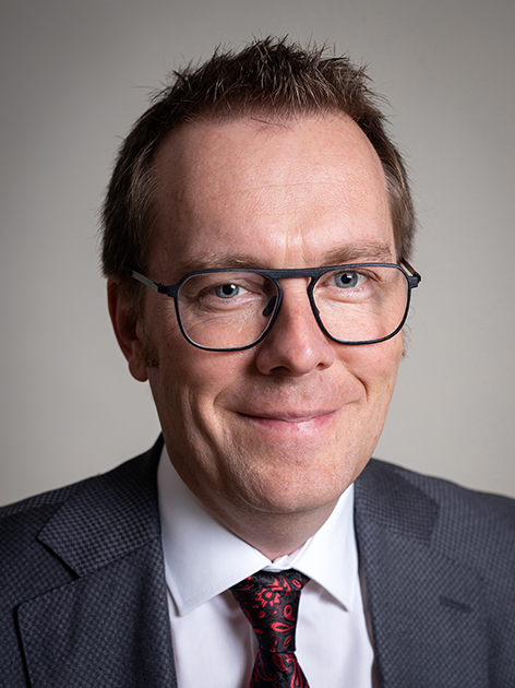 Vor rund fünf Monaten kam @PatrickRoettger zu Dell Technologies Schweiz. Welche Ziele er verfolgt und welche Bedeutung #KMU und der #Channel dabei spielen, verrät er in seinen Gesprächen mit <a href="/inside_it/">inside-it.ch</a> und dem @SwissITReseller: bit.ly/2vrfKW5 und bit.ly/2RyNz0b