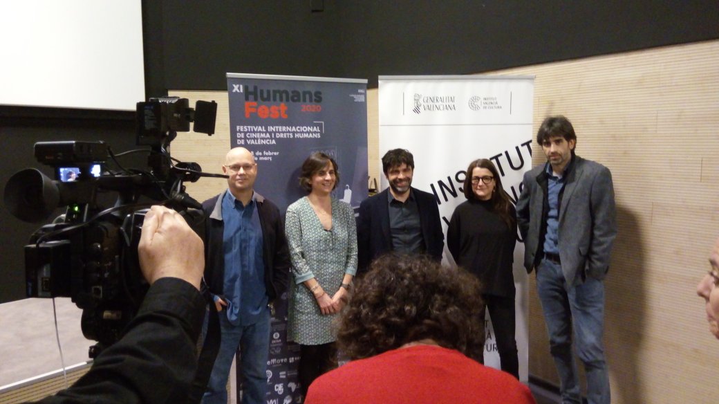 CVONGD's tweet photo. A punto de empezar la rueda de prensa de presentación de la XI edición del Festival Internacional de Cine y Derechos Humanos #HumanFest. Expectantes! https://t.co/6iWP57lFp8