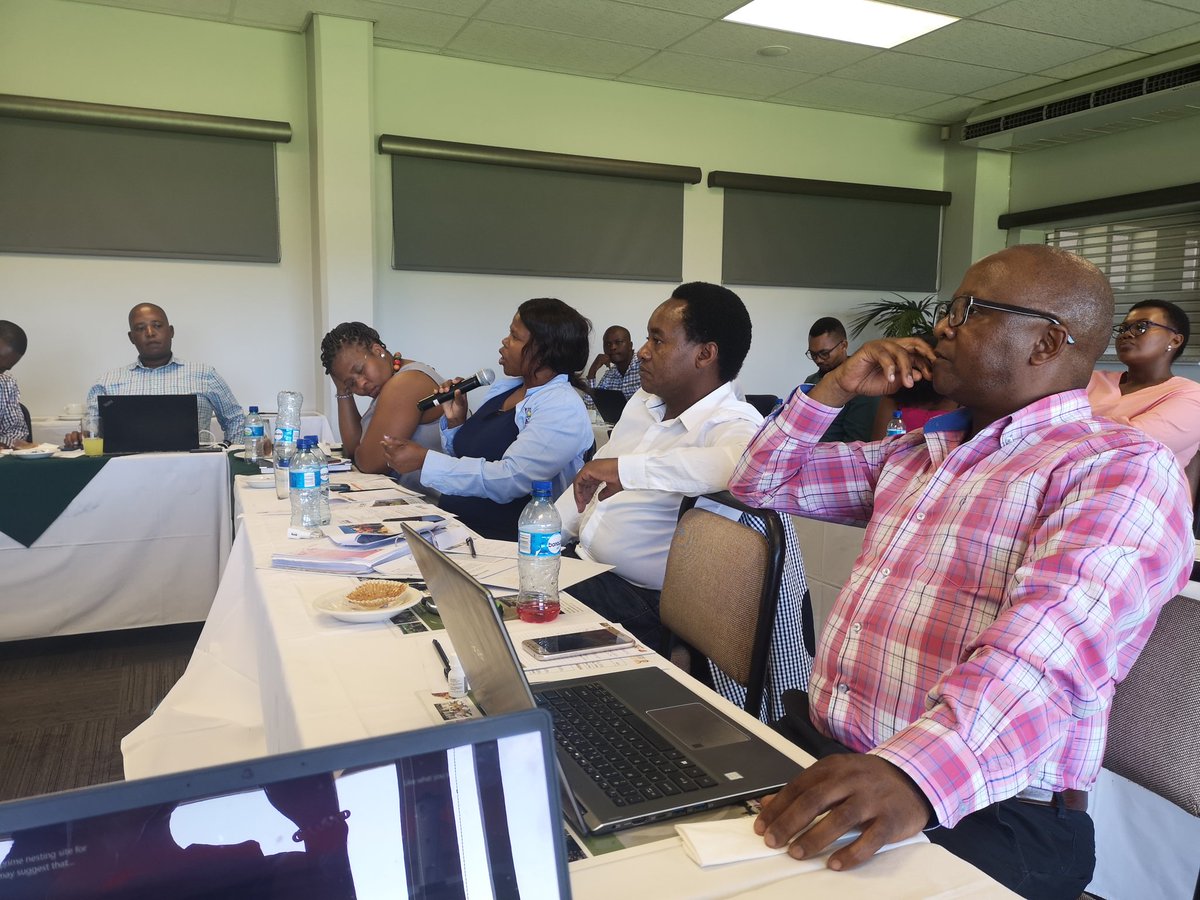 NomfundoFaithD's tweet photo. @SACitiesNetwork Expanded Public Works RG hosted by @OfficialBCMM
Deliberations on the incentive grant expenditure, WOs, recruitment guidelines &amp; deliberations on Phase 4  underway.@CityofJoburgZA @CityTshwane @eThekwiniM @City_Ekurhuleni @CityofChoice_1 @epwpza @Mangaung_Metro https://t.co/3IsVWSNoeT