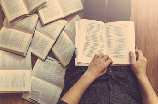 RobinSuerig's tweet photo. Reading is a conversation. All the books talk. But a good book listens as well.

 #books #bookstagram #book #reading #booklover #bookworm #bookish #read #bibliophile #bookstagrammer #instabook #booknerd #bookaddict #b #bookshelf #booksofinstagram #love #bookaholic #libros https://t.co/dzR627LjMQ