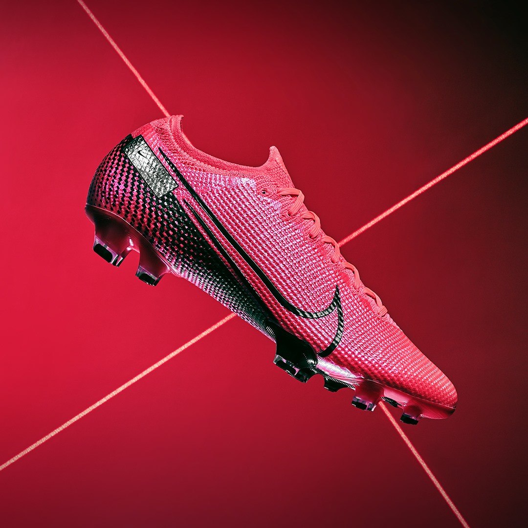 ProD_Soccer_DE's tweet photo. Neu: Nike Mercurial Vapor 'Future Lab' 👀
Erhältlich bei Pro:Direct
🛒https://t.co/h8cyFvQbmL
#nikevapor #nikefußball #nikefuturelab https://t.co/YZGHbK9rov