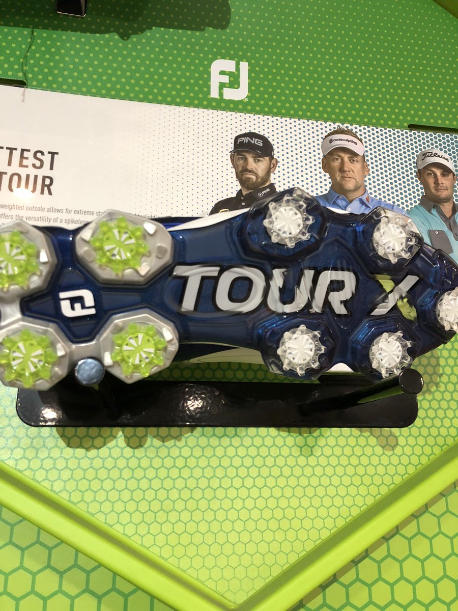 HartfordGolfC's tweet photo. Always exciting to put a new @FootJoyEurope range of shoes out at #HartfordProShop this must be the best &amp; most complete collection yet!! 👌🏻#TourProven #TourX #ProSL #Flex #ProSLCarbon #TeamFJ https://t.co/kJtuYDSWQX