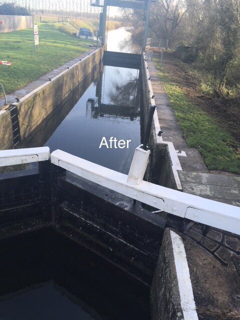 Ang_WaterwaysEA's tweet photo. Our own #WaterwaysWorkforce have been out clearing up our sites following #StrongStreamAdvice events this winter. It’s the attention to detail, be that weeding &amp; cleaning a site up or a crisp fresh white line that we hope our @EnvAgencyAnglia waterways customers will appreciate. https://t.co/0fUMCSgsRw