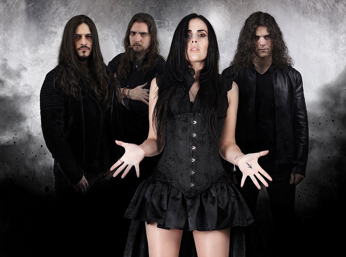 Be The Wolf、Frozen Crownのフェデリコ・モンデッリが、Sleeping Romanceのフェデリカ・ランナ（Vo）とニュー・バンドVolturian（ヴォルトゥリアン）結成！ 
フェデリコとフェデリカの他、アルベルト・メッザノッテ（Ds）とマッシミリアーノ・ロッシ（B）の4人編成。デビュー・アルバム今春発売予定！