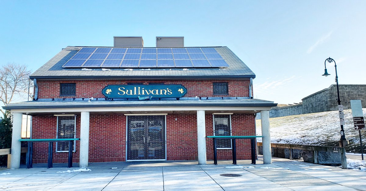 OnlyInBOS's tweet photo. Sullivan's Castle Island will open for their 69th season one month from today.

Nice. https://t.co/T0M1eUfldA