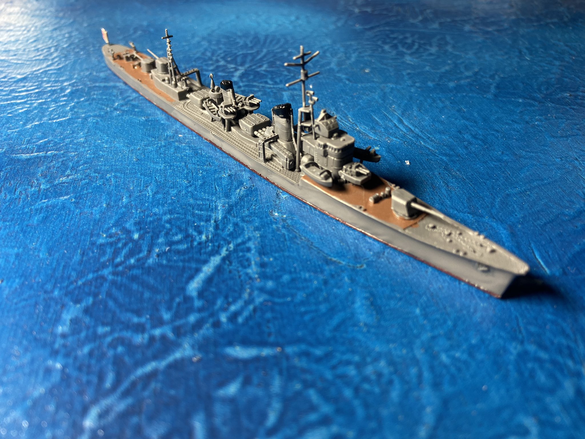 八八艦隊 陽炎型駆逐艦嵐 Wows仕様 が就役しました 船体はアオシマの秋雲 特徴的な15サンチ砲はタミヤのシャルンホルストのやつです 架空艦