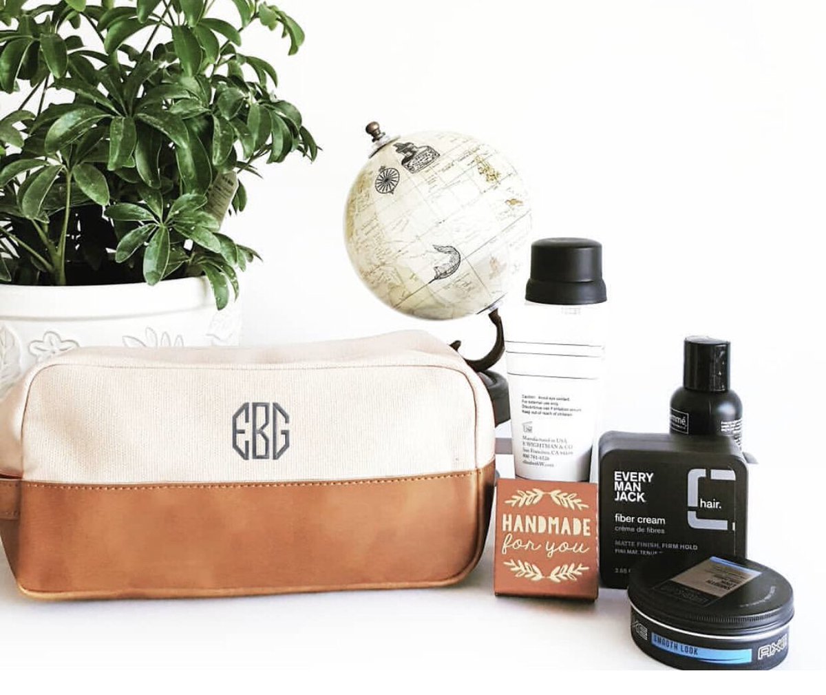 Kaileysmonogram's tweet photo. Need the perfect man gift for your guy? Personalized Dopp Kit #goodmorning #heyguy #giftsforhim https://t.co/ZSIDtGVEDP #etsy #listmyetsy #etsyshop #kaileysmonogram #etsysellers #WednesdayWisdom #WednesdaySuperSale #gethandsome #guylife #traveling #bestman https://t.co/KVAG9NRZaA