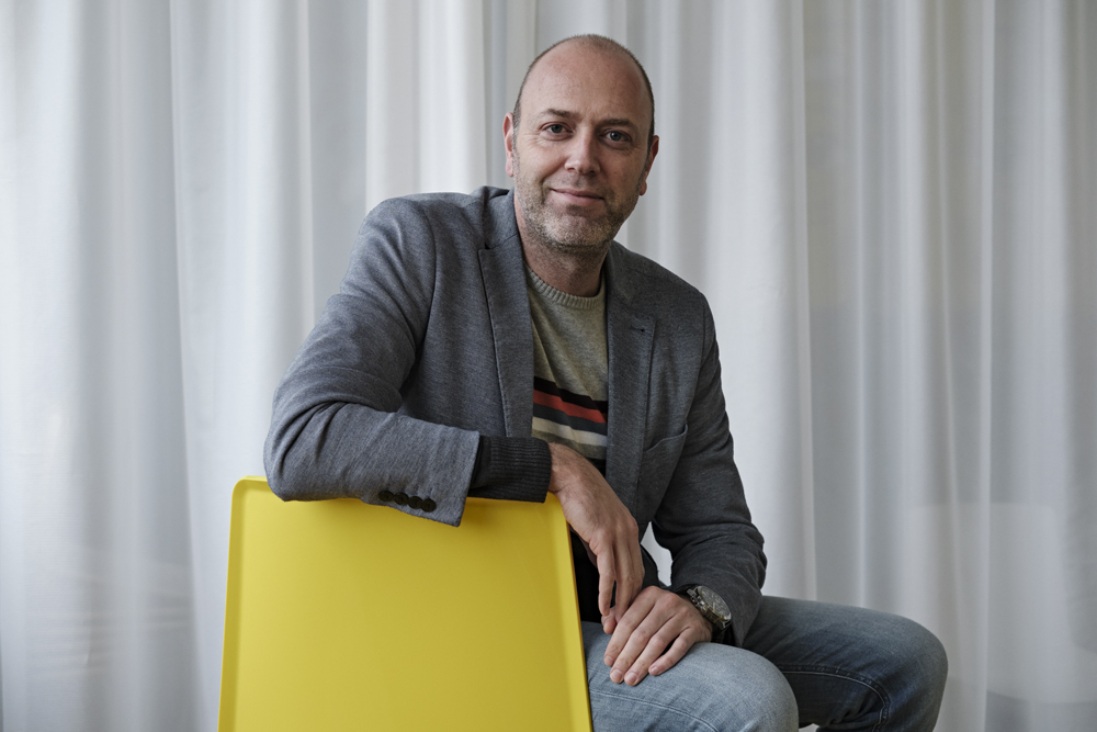 FlexTukkers's tweet photo. De eerste maand van 2020 is bijna voorbij. Tijd voor een mooi ondernemersinterview. Dit keer spraken we met Ivo Duchateau: innovatieconsultant EN FlexTukker.
-->  https://t.co/C9OPd4P0cx Foto: @TessaWiegerinck  Tekst: @wendyvantil https://t.co/n6NbLeLgAn