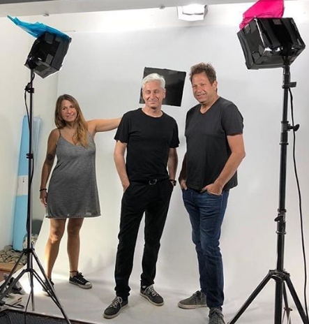 Mega983's tweet photo. Así se preparaban @soyjuandinatale y @bebecontepomi para la nueva temporada en @Mega983
#RelojDePlastilina
#TodoLoDemásTambién
En un ratito se cruzan al aire. #Mega20años
#Megapase https://t.co/pb9xvzjbah