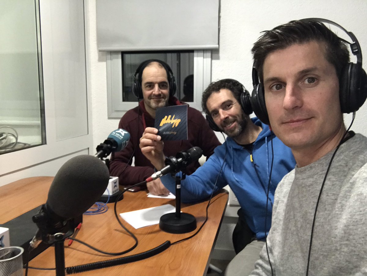 Jazzcat_CAT's tweet photo. Parlant sobre el nou disc #flabiology, #JazzCat i el concert d’aquest diumenge a @arbucies. @radioarbucies  @flabiol300 @festaflabiol https://t.co/Zcutxzokkk