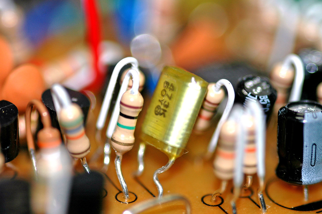 marketreportsri's tweet photo. #ElectronicComponents Market Trends, Strategies and Predictions | Download Full Research Report @ https://t.co/e9eVzpPsaf

Players: @NXP @ST_World @Infineon @MicrochipTech @SkyworksGlobal 

#ElectronicComponentsMarket #Electronics https://t.co/E24uycCFWh