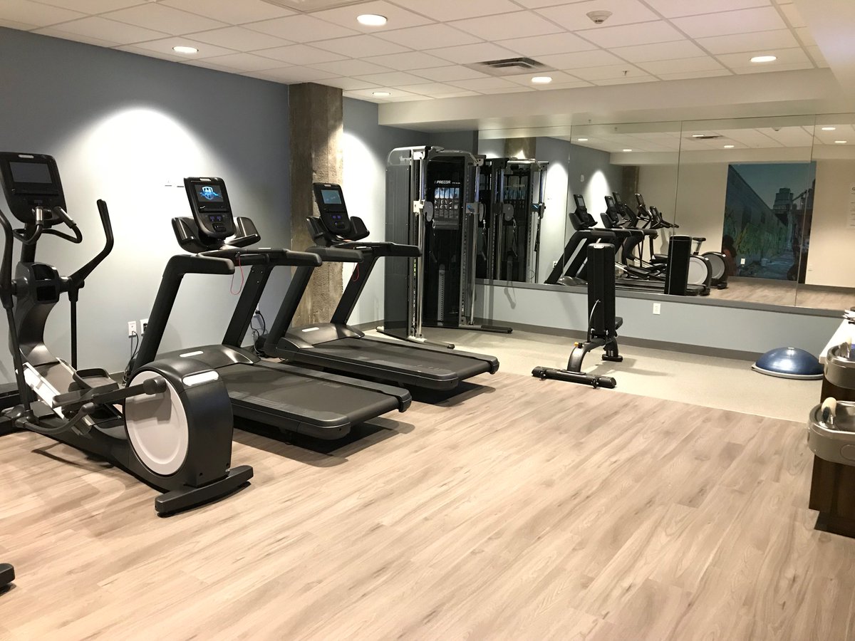 push_pedal_pull's tweet photo. Hotel Indigo - The Crossroads immerses itself in its city’s art scene and wanted a just as visually pleasing fitness center. This is where P3 Fitness Expert David Burrus excelled. Learn more about this hotel at the provided link! #p3install #precor https://t.co/6xoqxlLn50 https://t.co/C7wssYB9xW