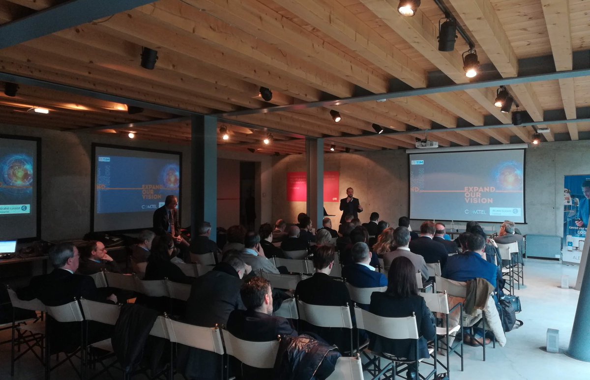 Oggi siamo in <a href="/hfarmspa/">H-FARM</a> per la prima tappa del Roadshow <a href="/COMTELSpa/">COMTEL S.p.A</a>, in collaborazione con <a href="/ALU_Italia/">Alcatel-Lucent_Ita</a>, "INSIEME PER DISEGNARE NUOVI CONFINI". #VoIP #Cloud #IT #StayTuned