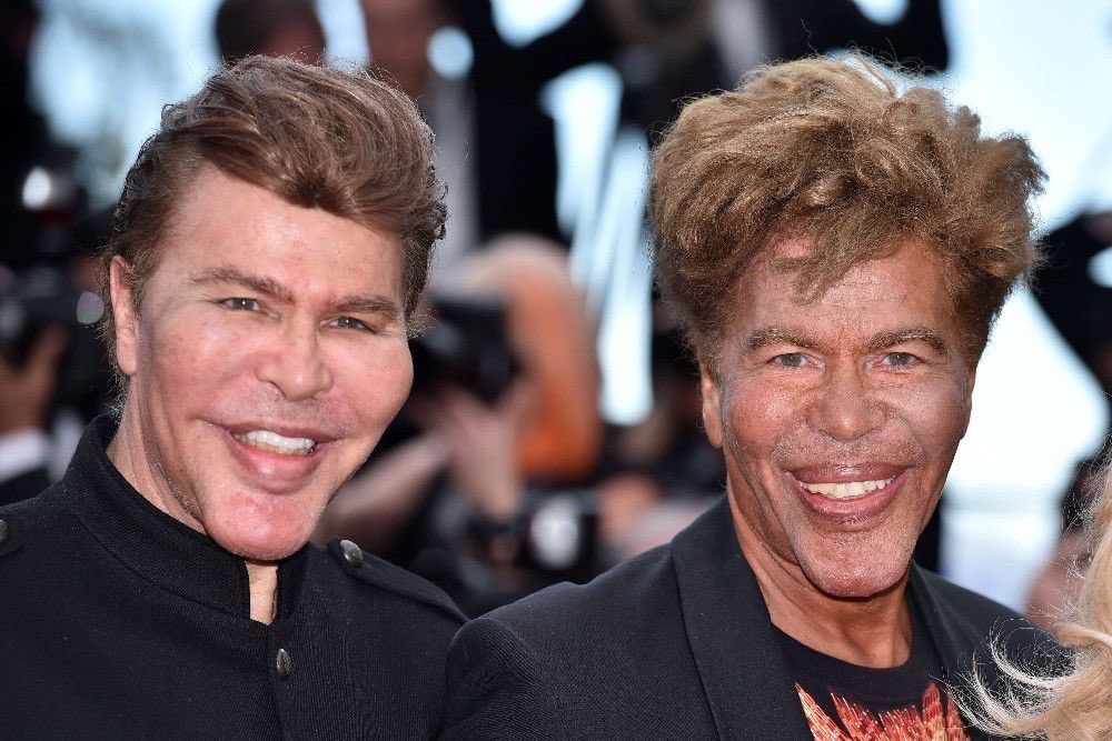 Bogdanoff is calling hamster combat. Братья Богдановы. Братья Богдановы в молодости.