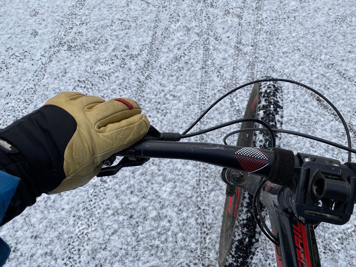 DavaghTrailhead's tweet photo. Always look forward to some snow at Davagh. @MidUlster_DC @MountainBikeNI @OutdoorNI @outdoorconcepts #mountainbike #mtb #mountainbiking #snow @MeridaBikes https://t.co/QvvKXJudWN