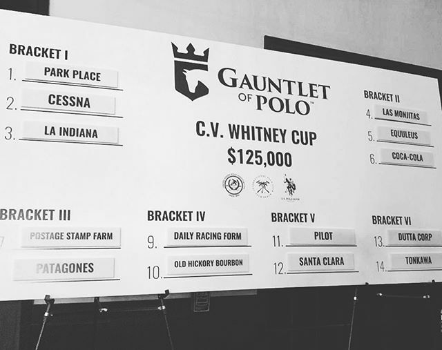 @thegauntletofpolo bracket is up after last night’s draw at @internationalpoloclub! Here we go! Let the games (and banter) begin! .
.
Ph: @theofficialpostagestampfarm @parkplacepolo @cessnapoloteam @oldhickorybourbon @santaclarapolo <a href="/lasmonjitaspolo/">Las Monjitas Polo</a> @laindianapoloteam @horse…