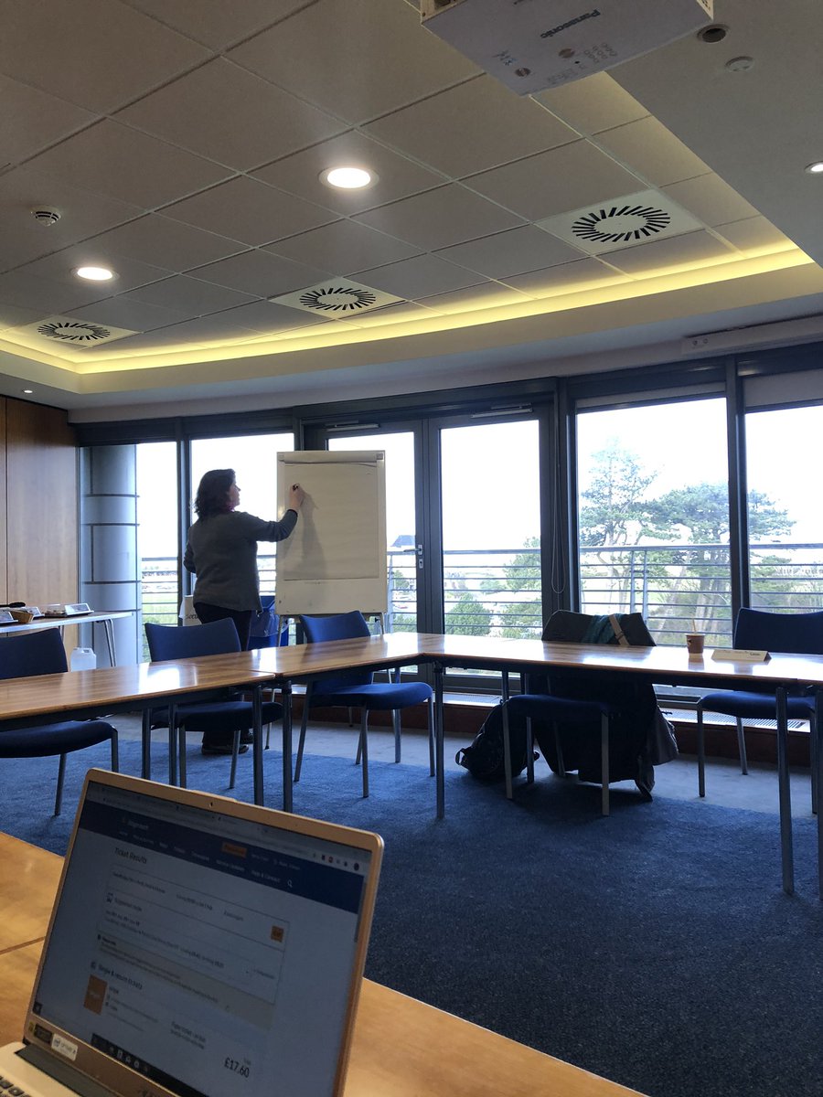 mfbenitez's tweet photo. Another chance to listen @udemsar about academic publication process, tips, tricks and strategies. #ScienceLegends @univofstandrews https://t.co/6MH4vq2AFs