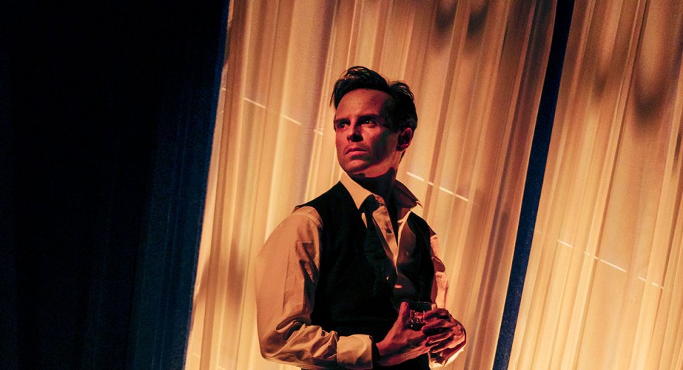 Exploring vanity, fame, loneliness in a crowd and the blurred line between fiction and authenticity in building identities, NT Live's PRESENT LAUGHTER is evergreen in its relevance. Limited screenings from Saturday <a href="/sharmillfilms/">Sharmill Films</a>. Angus Tonkin reviews. bit.ly/2REWPQx