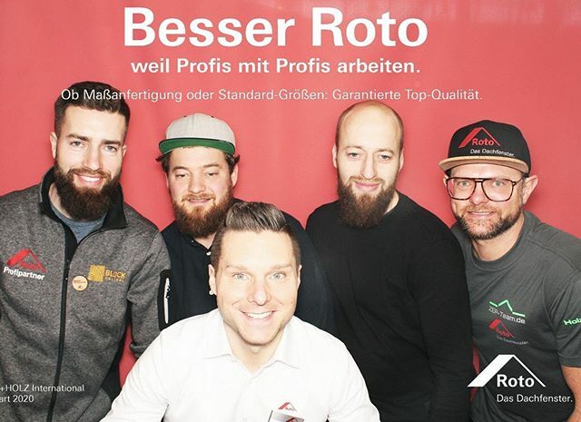 block_holzbau's tweet photo. #nurcooletypen #holzbau #rotodachfenster https://t.co/SoKIK4fmmY https://t.co/7cmgVJXCgE