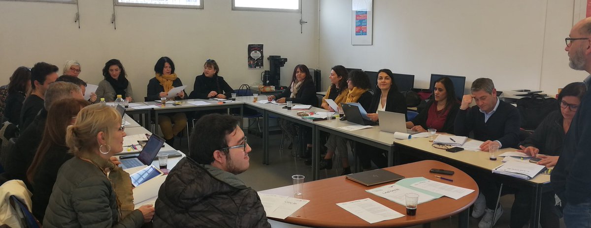 ardmlpaca's tweet photo. COPIL lancement du LAB'ON-ID le laboratoire de la parole des jeunes de @MaRegionSud dans le cadre de la #StratégiePauvreté ! 
Les jeunes des #MissionsLocales ont la parole !
#OnVousVoitQuand
#DemainJeDeviens https://t.co/XBPGDRhRT8