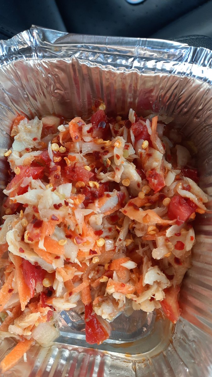 UNCLECAPSINTHE6's tweet photo. Buljol, thank you mommy #wholesomebreakfast #buljol #pepperflakes #getinmabelly https://t.co/XQIs7ugAoE
