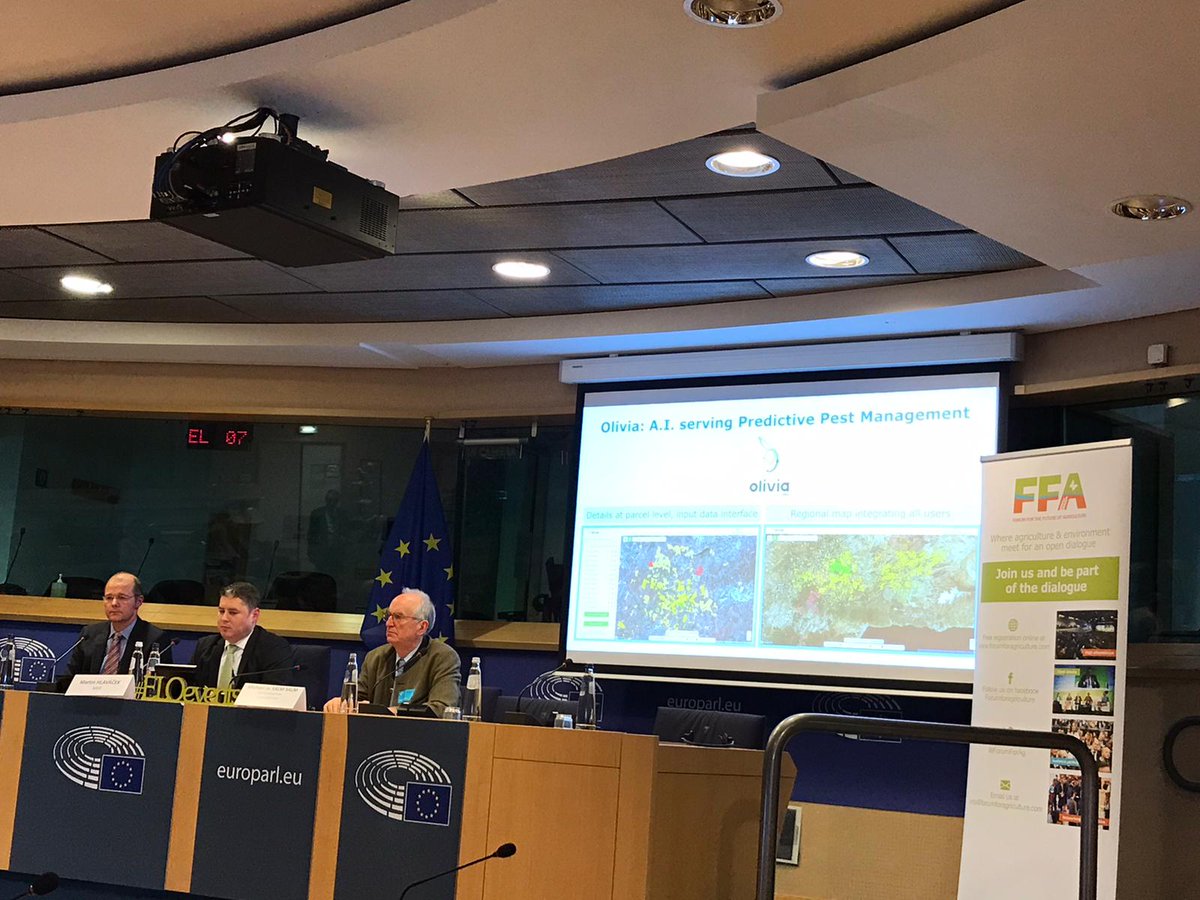 Amazing new #digital tools showcased by @ec2ce - predicting pest pressures in olive growing so farmers can spray less and protect more. More rollout across Europe, more broadband for farmers and more digital knowledge can help make the difference! #ELOevents #innovation