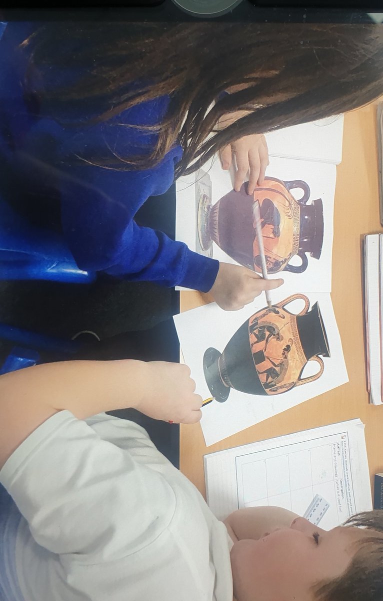 EpaTigers's tweet photo. During this afternoons #EPAhistory lesson, we explored Ancient Greek artefacts ππΊ
@EstcourtPrimary https://t.co/PzsFVCyEvv