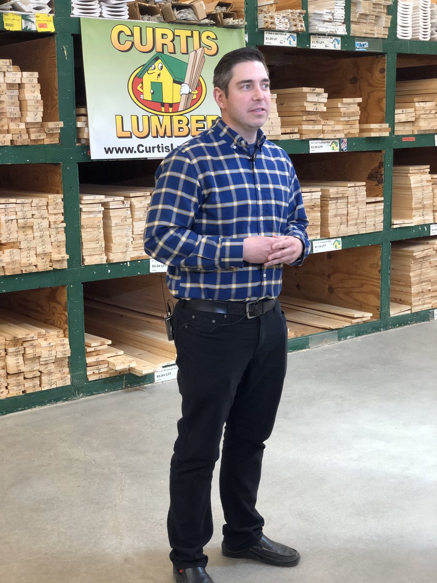 SaratogaChamber's tweet photo. .@Habitat_org of Northern Saratoga, Warren &amp; Washington Counties is teaming up with @curtislumber asking community to purchase a 2x4x8 at all Curtis Lumber locations. Each 2 x 4 is $3 at any register. Curtis will deliver donated 2 x 4's to Habitat on #LeapOfKindnessDay! https://t.co/UpaxgOPFa2