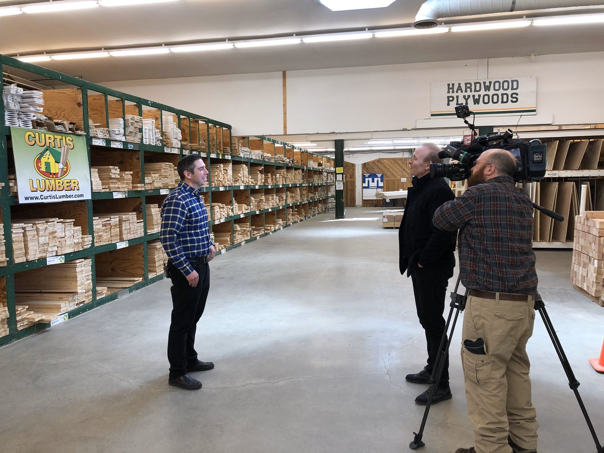 SaratogaChamber's tweet photo. .@Habitat_org of Northern Saratoga, Warren &amp; Washington Counties is teaming up with @curtislumber asking community to purchase a 2x4x8 at all Curtis Lumber locations. Each 2 x 4 is $3 at any register. Curtis will deliver donated 2 x 4's to Habitat on #LeapOfKindnessDay! https://t.co/UpaxgOPFa2