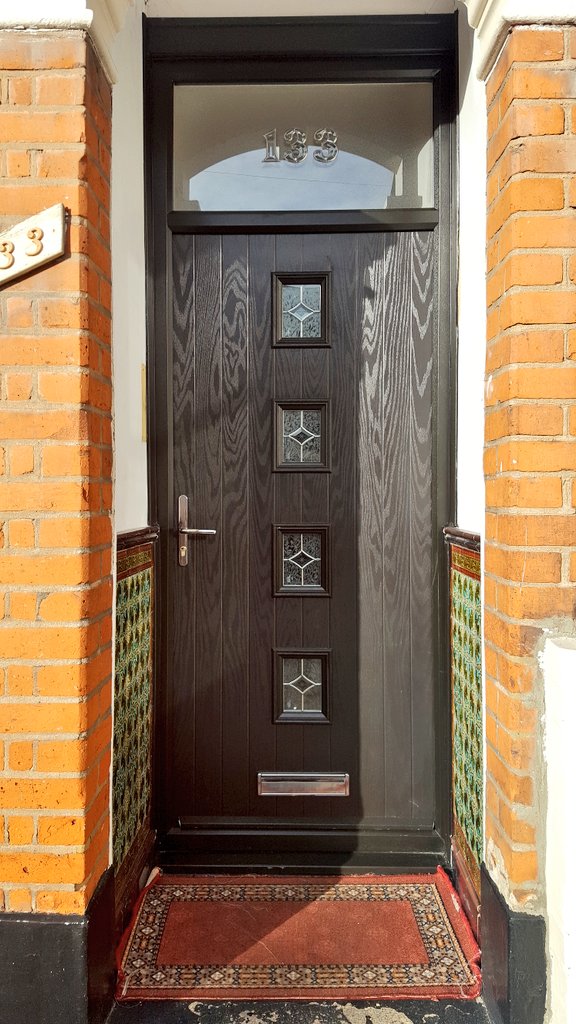 Beautiful day today for an even more beautiful install. These <a href="/kommerling_uk/">Kömmerling UK</a> windows look great with this composite door.